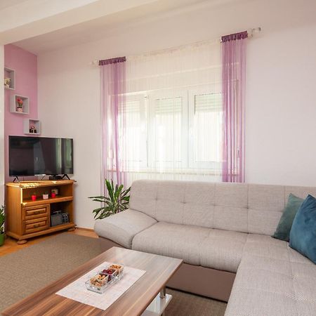 Seaside Holiday Home Jelica Stanici Ngoại thất bức ảnh